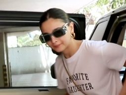 Alia Bhatt flaunts the “Favourite Daughter” T-shirt as she gets clicked