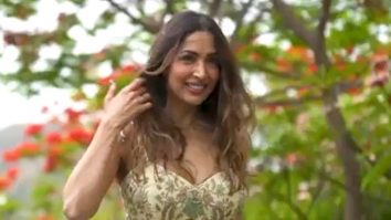 Can’t decide who’s more beautiful, Malaika Arora or the flowers!