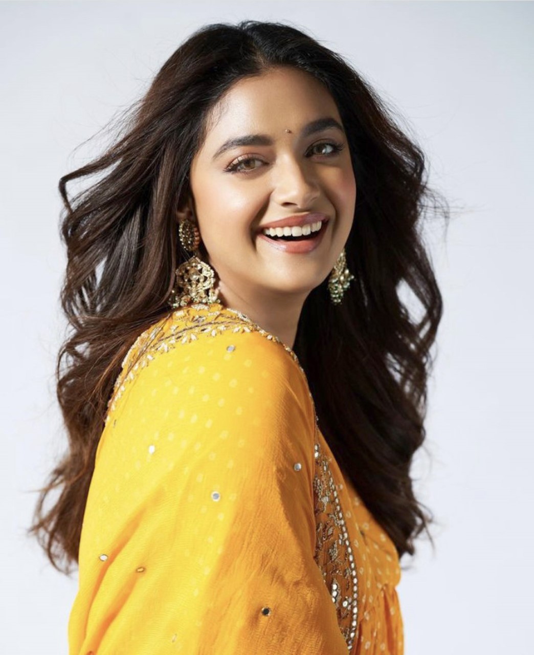 Keerthy Suresh is a sight to behold in bright yellow bandhani kurta