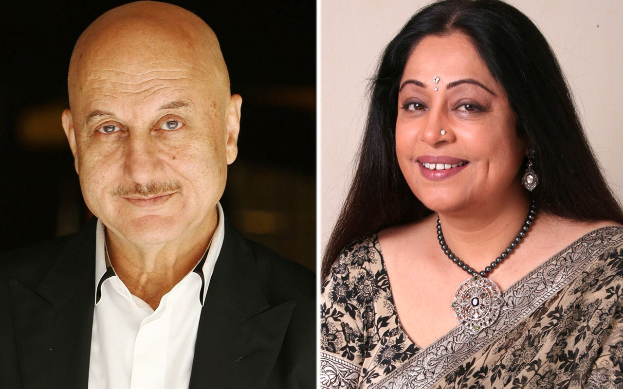 Anupam Kher reveals he was a “simple village boy” when he first met Kirron; says, “She had problems in marriage” : Bollywood News