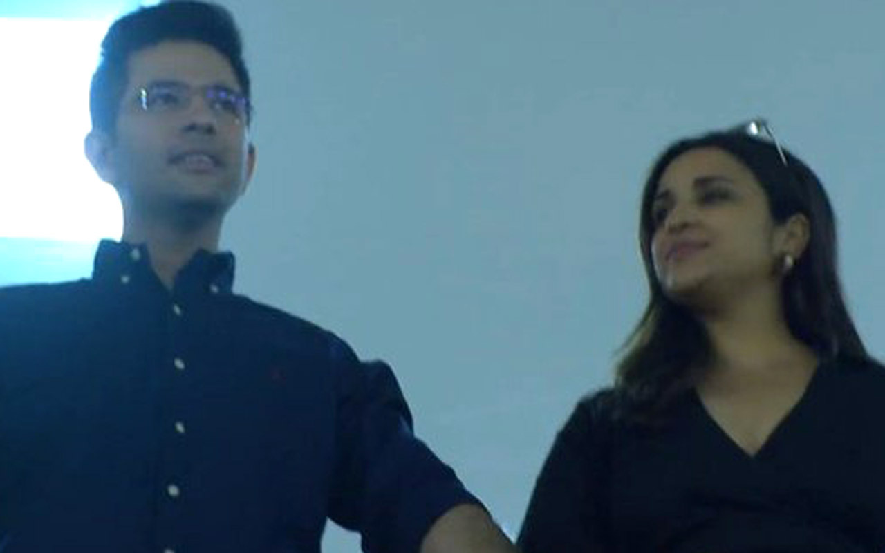 Parineeti Chopra and Raghav Chadha twin in black outfits as they watch Punjab Kings vs Mumbai Indians IPL match in Mohali amid engagement rumours Parineeti Chopra and Raghav Chadha twin in black outfits as they watch Punjab Kings vs Mumbai Indians IPL match in Mohali amid engagement rumours