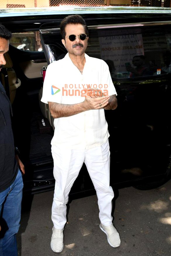 photos anil kapoor inaugurates his make up artist deepak chauhans new salon in vile parle 6