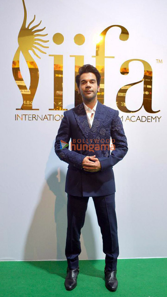 photos celebs grace iifa awards 2023 green carpet in abu dhabi1 3