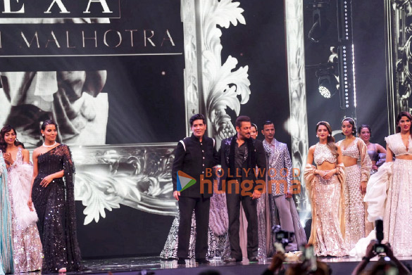 photos celebs grace iifa awards 2023 in abu dhabi3 22