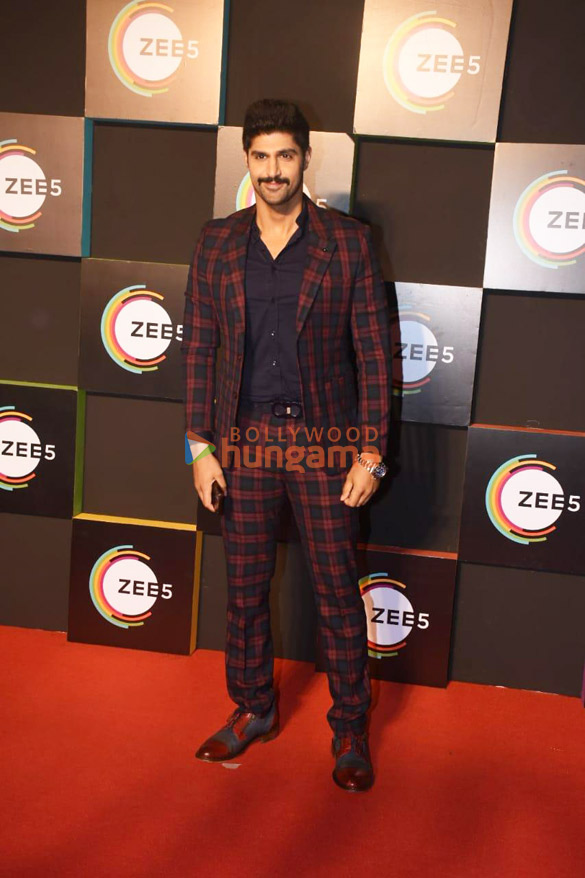 photos celebs snapped at the zee5 event in mumbai 001 14