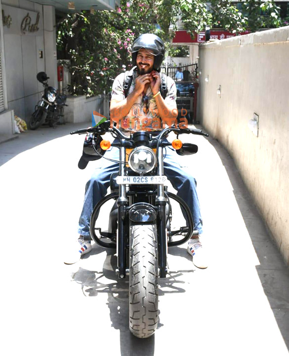 photos dino morea spotted at the exceed office 3