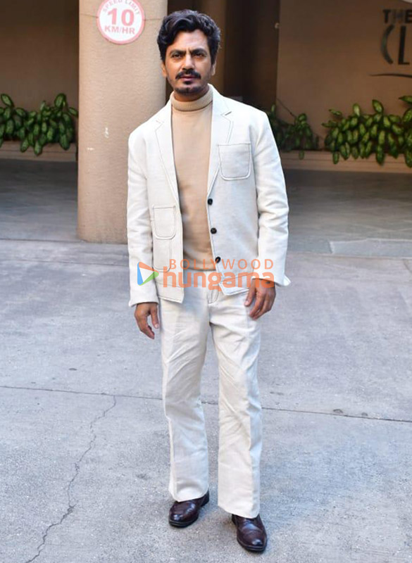 photos nawazuddin siddiqui and neha sharma snapped promoting their film jogira sara ra ra 6