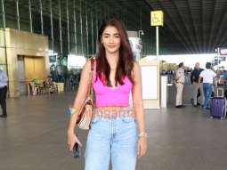 Photos: Pooja Hegde, Shriya Saran, Kareena Kapoor Khan and others snapped at the airport