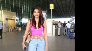 Photos: Pooja Hegde, Shriya Saran, Kareena Kapoor Khan and others snapped at the airport