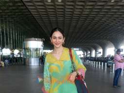 Photos: Rakul Preet Singh, Alia Bhatt, Gulshan Grover, Nikki Tamboli and Rema snapped at the airport