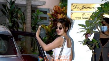 Photos: Rhea Chakraborty spotted outside a clinic in Khar
