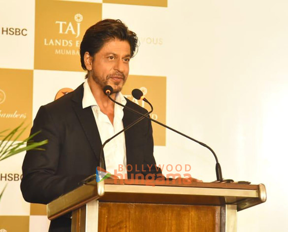 photos shah rukh khan attends gauri khans book launch 3
