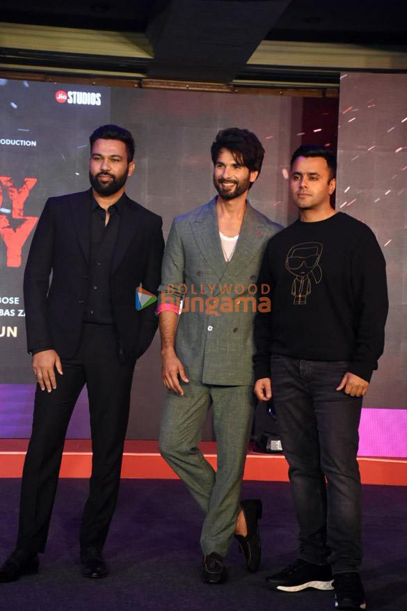 Photos Shahid Kapoor and Ali Abbas Zafar attend the trailer launch of Bloody Daddy (3)