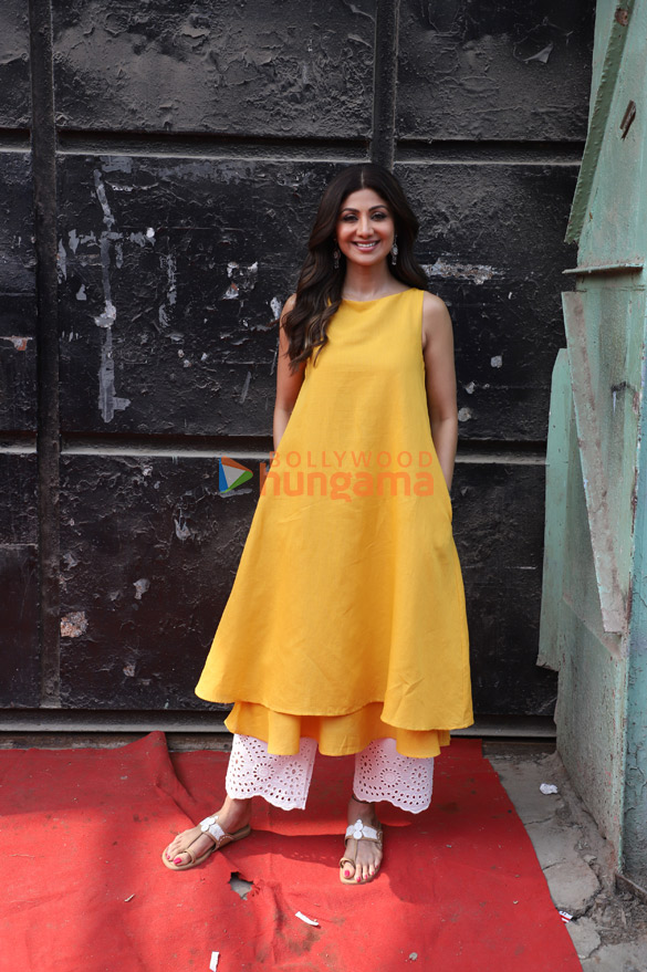 Photos: Shilpa Shetty snapped at Filmcity Photos: Shilpa Shetty snapped at Filmcity