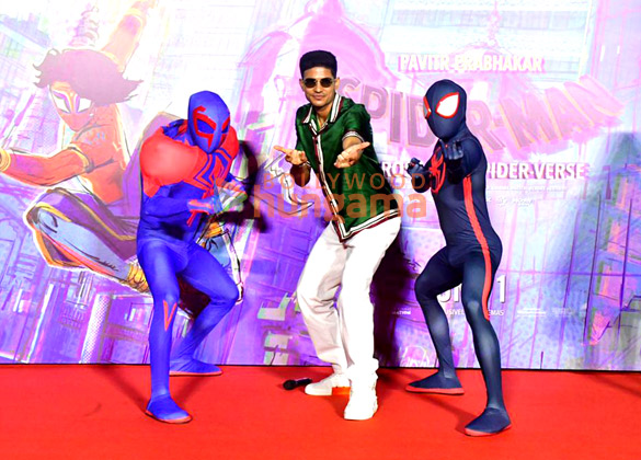 photos shubman gill snapped at spider man across the spider verse trailer launch at pvr juhu in mumbai 5