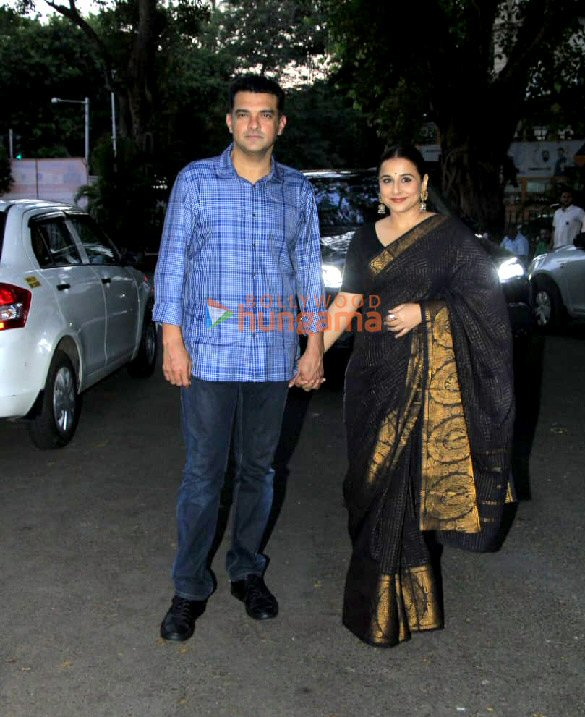 photos siddharth roy kapur and vidya balan snapped in bandra 5