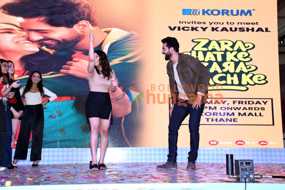 photos vicky kaushal snapped promoting his film zara hatke zara bach ke 6