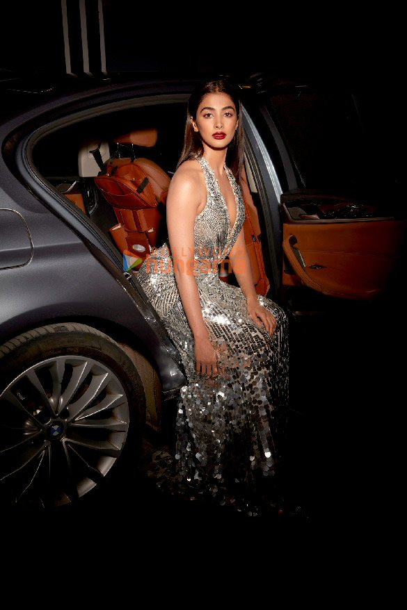 pooja hegde 3 108