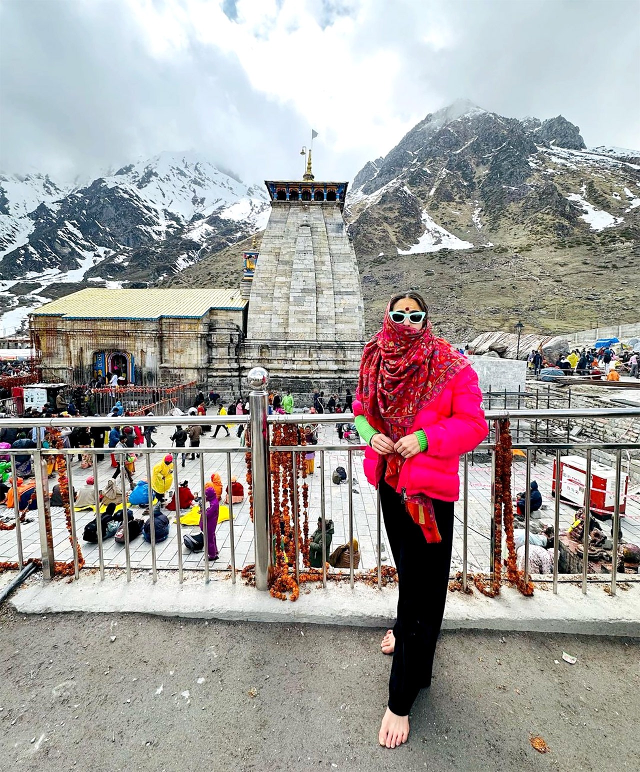 Explore Kedarnath through the eyes of Sara Ali Khan! See pics
