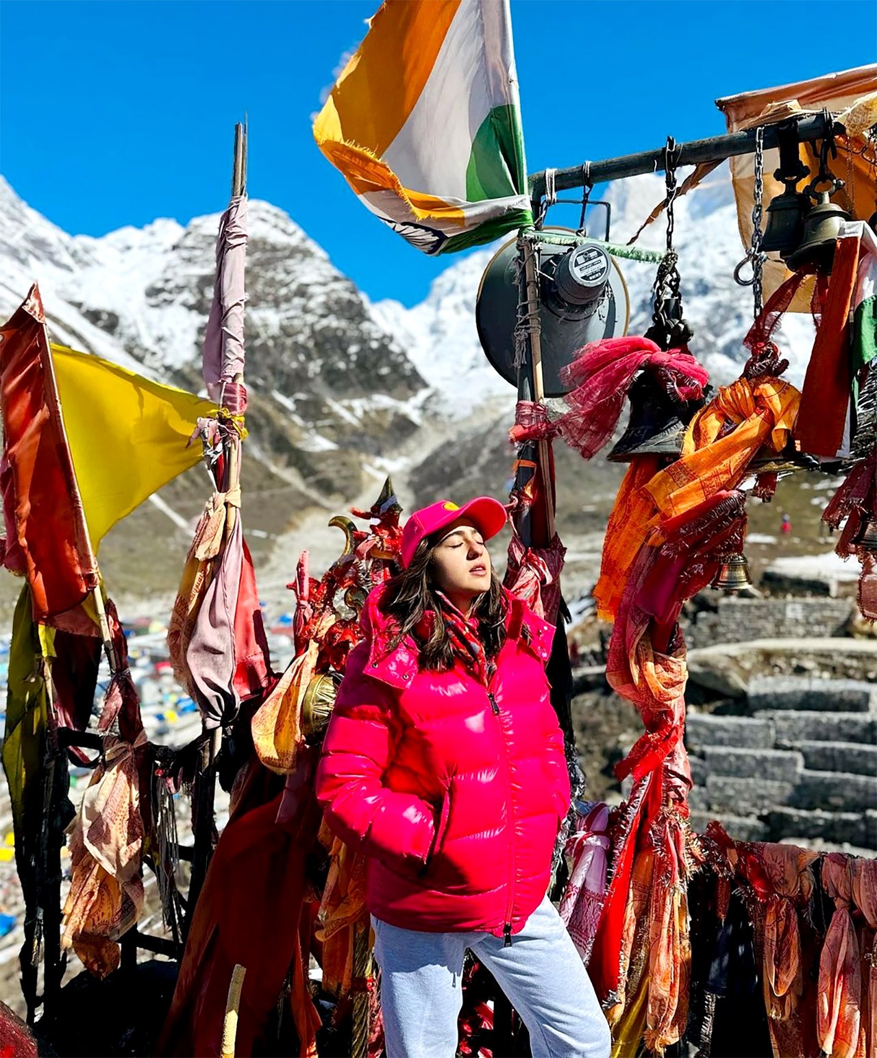 Explore Kedarnath through the eyes of Sara Ali Khan! See pics