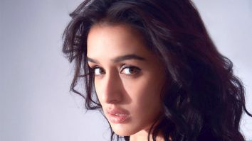 Shraddha Kapoor takes the lie detector test; reconfirms her love for vada pav