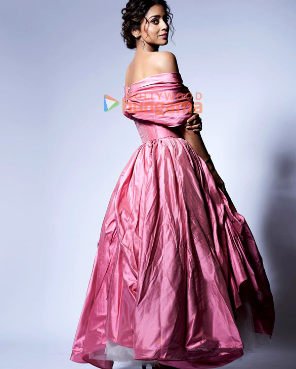 shriya saran 5 36