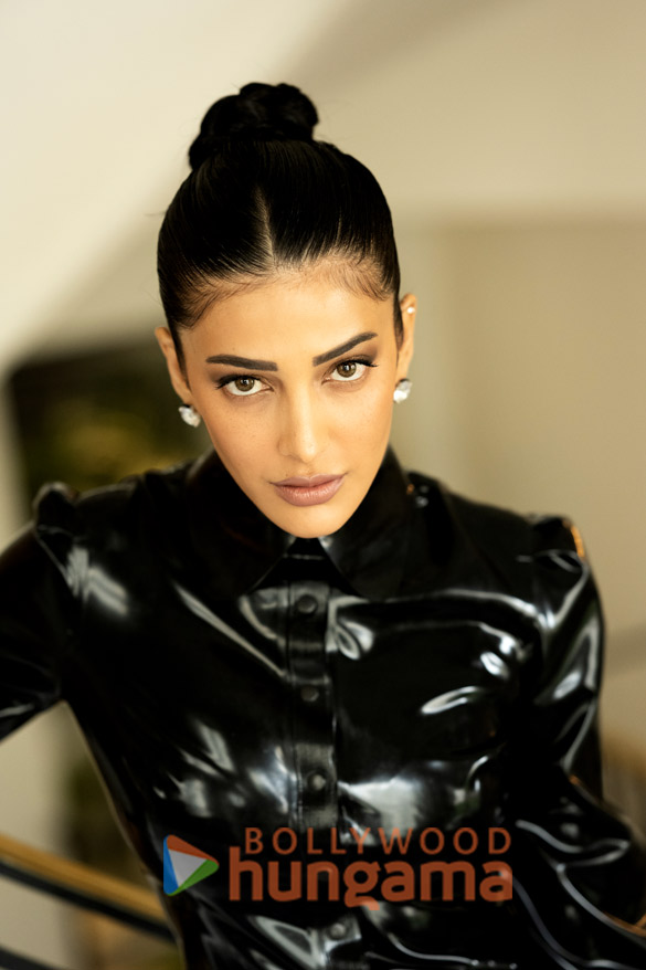 shruti haasan 16 2