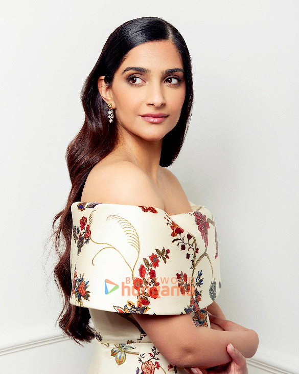 sonam kapoor ahuja 30