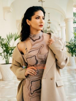 Celeb Photos Of Sunny Leone