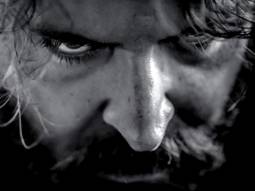 Hrithik Roshan starrer Vikram Vedha now streaming on Jio Cinema; actor asks fans if his “whacko” role worked