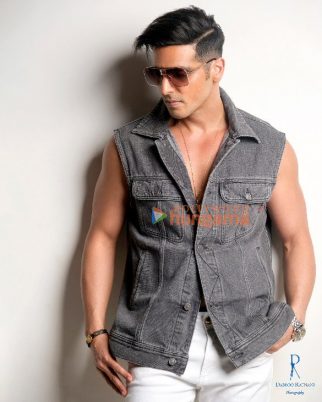 Zayed Khan
