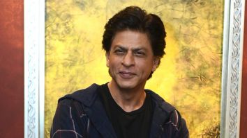#AskSRK: Shah Rukh Khan’s quick wit shines through as a fan asks him to smoke a cigarette with him
