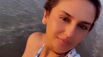 Beach Baby! Huma Qureshi enjoys sunset by the beach