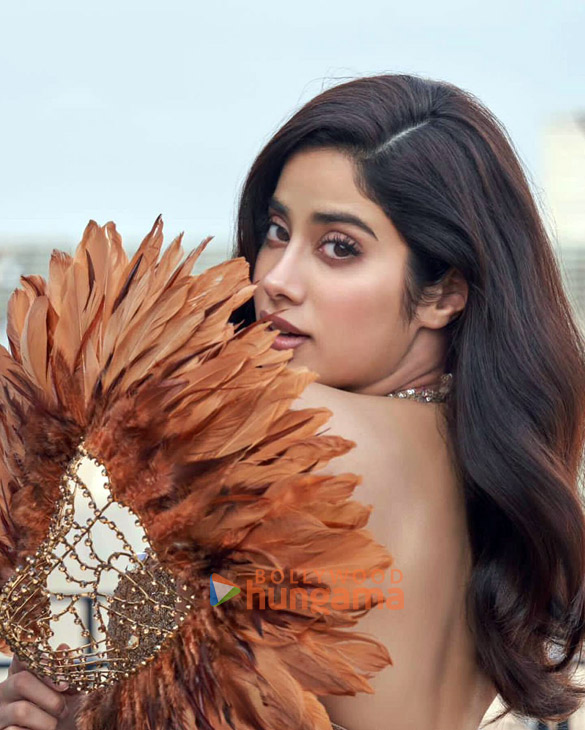 585px x 730px - Janhvi Kapoor Photos, Images, HD Wallpapers, Janhvi Kapoor HD Images,  Photos - Bollywood Hungama