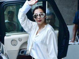 Malaika Arora looks absolutely classy as she gets clicked
