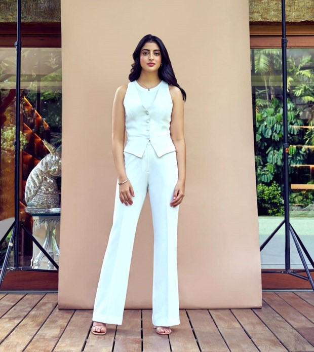 Navya Naveli Nanda sets the style bar high in Rohit Gandhi & Rahul Khanna's exquisite waistcoat and pant set