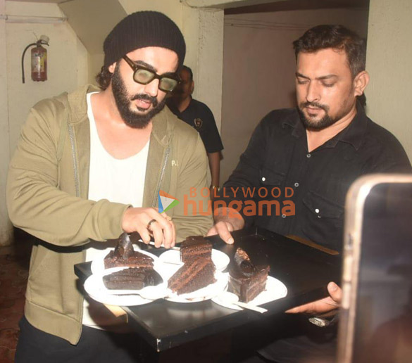 photos arjun kapoor celebrates birthday with media 1