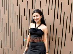 Photos: Avneet Kaur snapped in Andheri