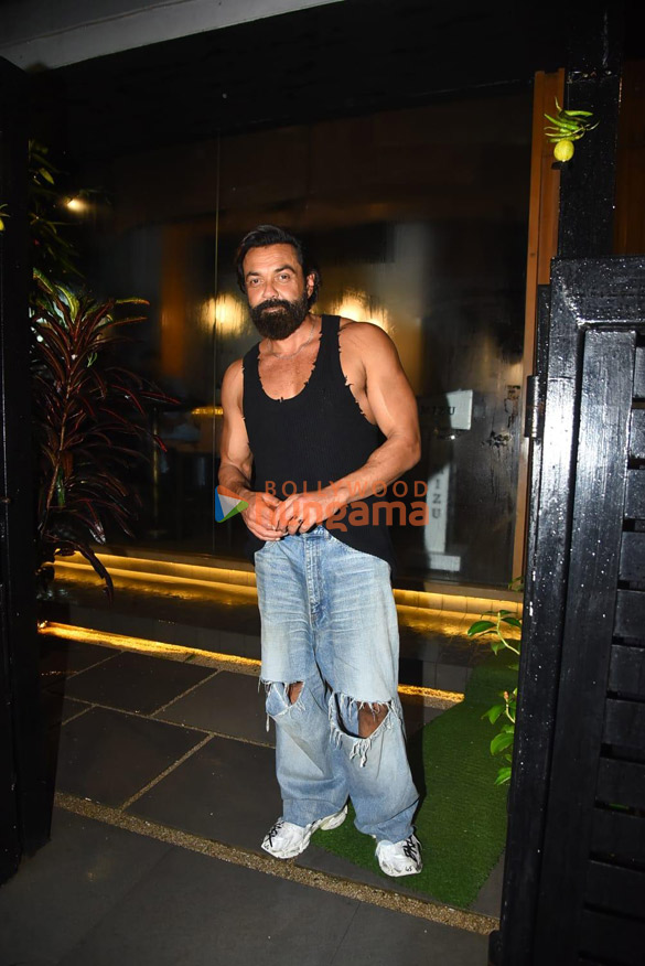 photos bobby deol and tanya deol snapped at mizu in bandra 1
