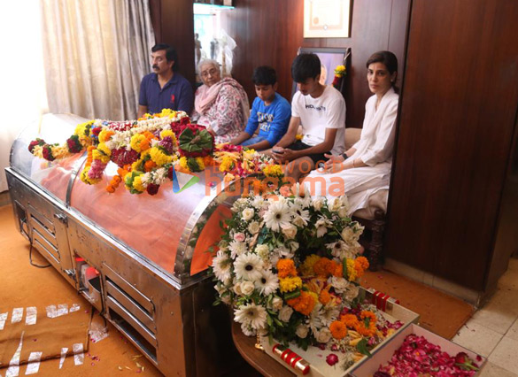 photos celebs attend sulochana latkars last rites 5