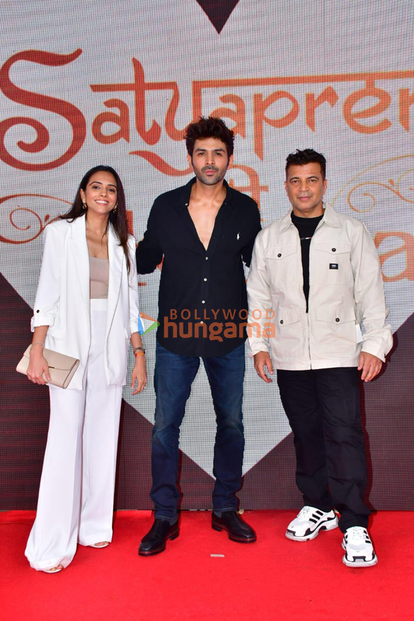 photos celebs grace the premiere of satyaprem ki katha 1