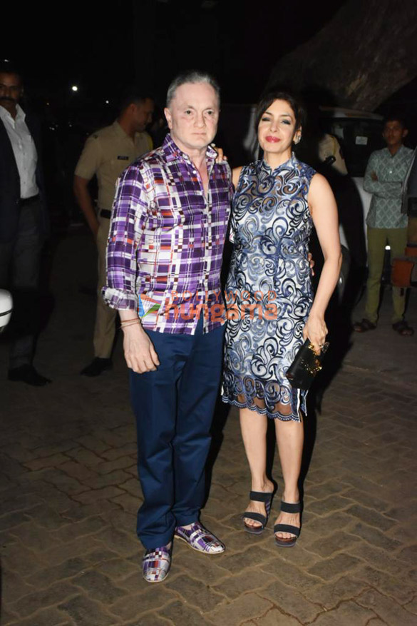 photos celebs grace the success party of society achievers and society interiors design magazines 3