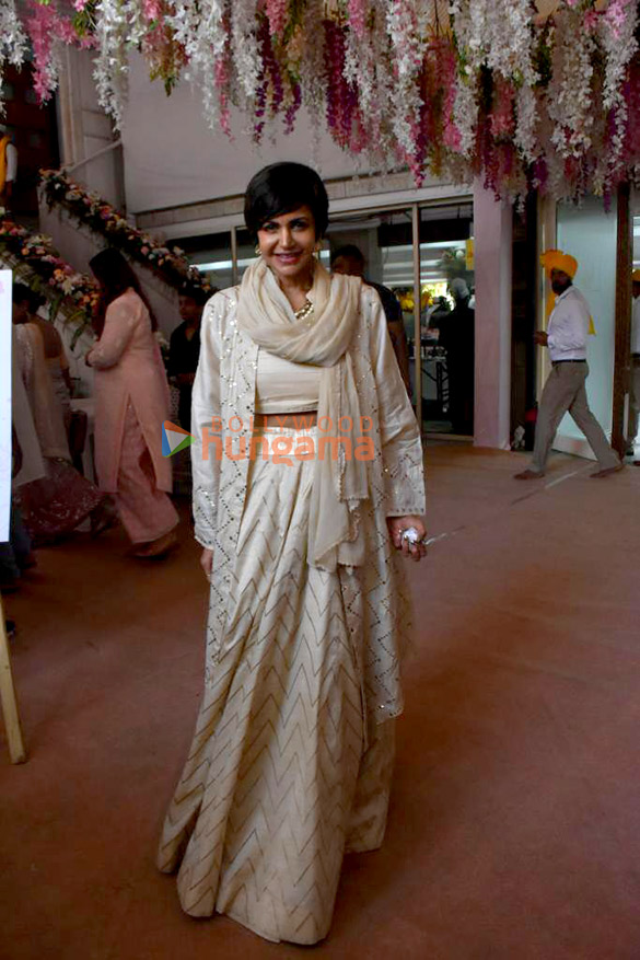 photos celebs grace the wedding ceremony of actress sonnalli seygall and hotelier ashesh sajnani 13