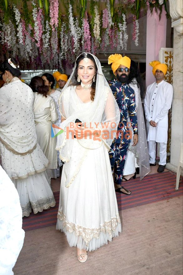 photos celebs grace the wedding ceremony of actress sonnalli seygall and hotelier ashesh sajnani 4