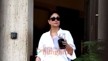 Photos: Kareena Kapoor Khan snapped outside her residence