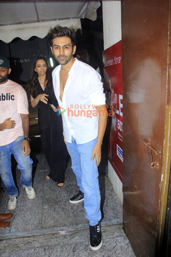 Photos: Kartik Aaryan snapped at PVR, Juhu Photos: Kartik Aaryan snapped at PVR, Juhu