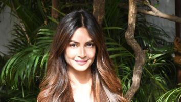 Photos: Kriti Kharbanda snapped at Olive Bar and Restaurant in Khar