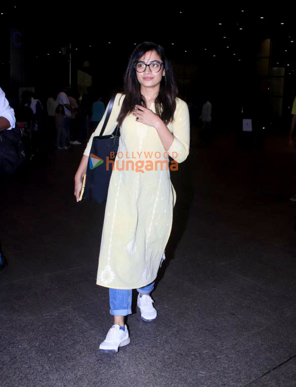 photos nushrratt bharuccha and rashmika mandanna snapped at the airport 2
