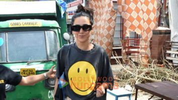 Photos: Shibani Dandekar snapped in Santacruz