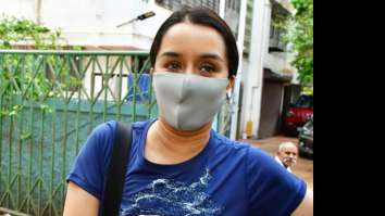 Photos: Shraddha Kapoor snapped in Juhu